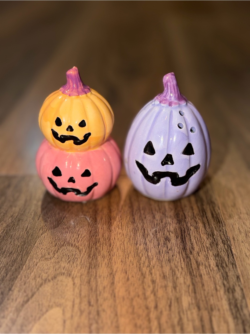 Pastel Halloween Ceramic Pumpkin Salt & Pepper Shakers Set